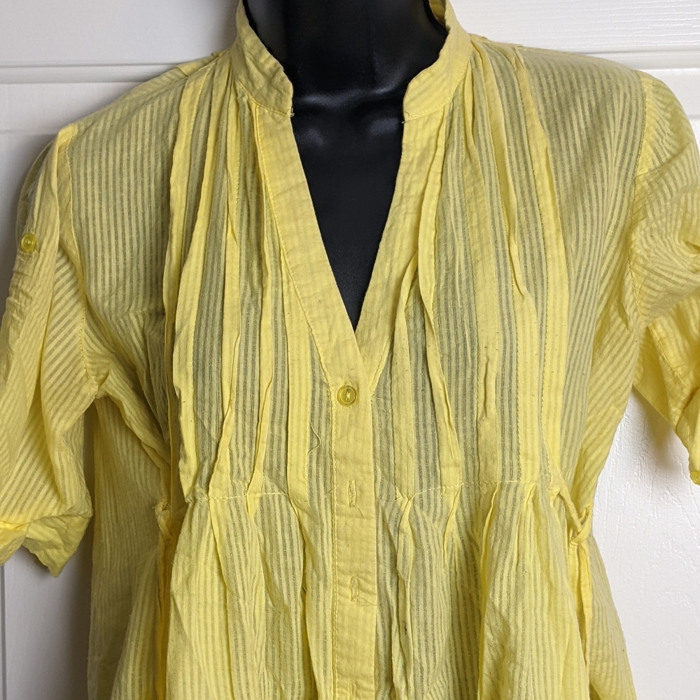 Yellow flowly button down - Picture 4 of 9